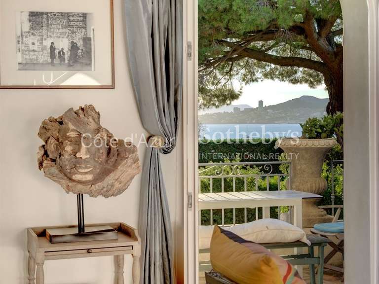 House with Sea view cap-d-antibes - 4 bedrooms - 300m²