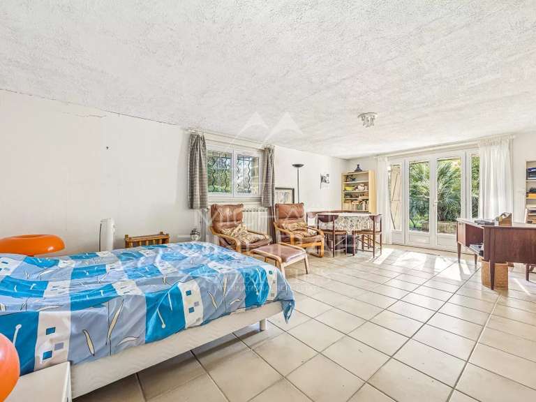 House cap-d-antibes - 5 bedrooms - 208m²