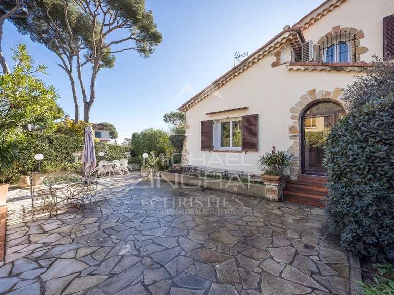 House cap-d-antibes - 5 bedrooms - 208m²