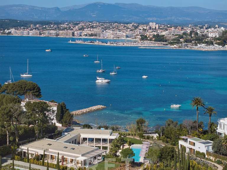 Maison avec Vue sur mer Cap-d-antibes - 9 chambres - 1489m²