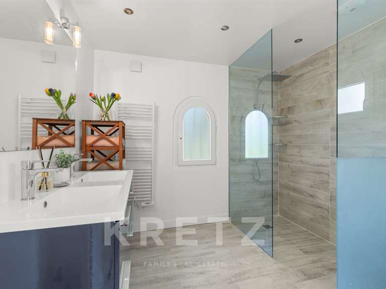 House cap-d-antibes - 5 bedrooms - 170m²