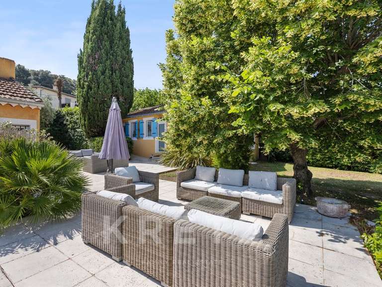 House cap-d-antibes - 5 bedrooms - 170m²
