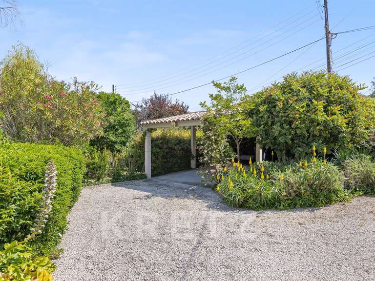 House cap-d-antibes - 5 bedrooms - 170m²