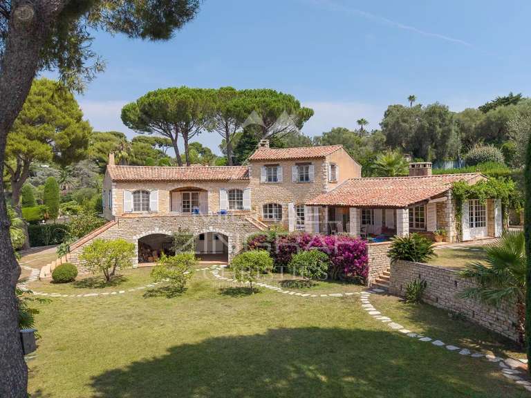 Maison avec Vue sur mer Cap-d-antibes - 6 chambres - 240m²