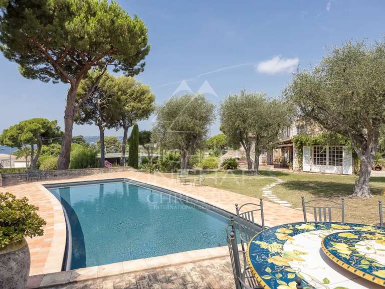 Maison avec Vue sur mer Cap-d-antibes - 6 chambres - 240m²