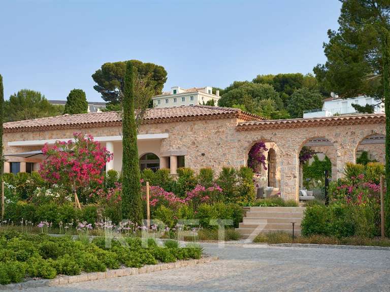 Maison avec Vue sur mer Cap-d-antibes - 9 chambres - 1489m²