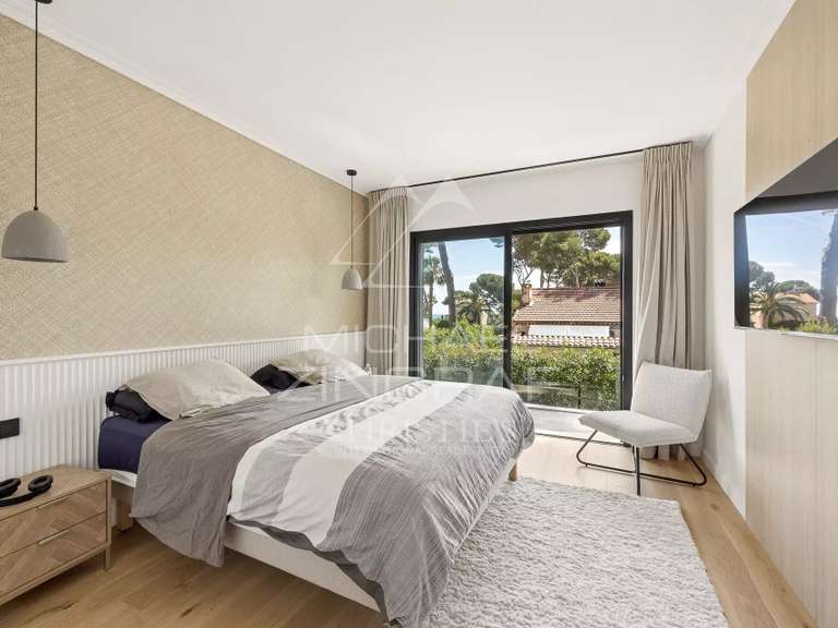 Maison Cap-d-antibes - 3 chambres - 122m²