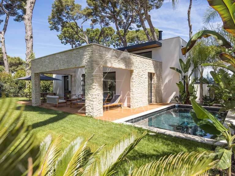 Maison Cap-d-antibes - 3 chambres - 122m²