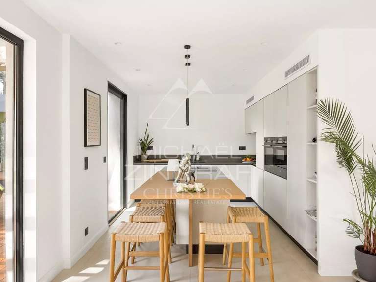 Maison Cap-d-antibes - 3 chambres - 122m²