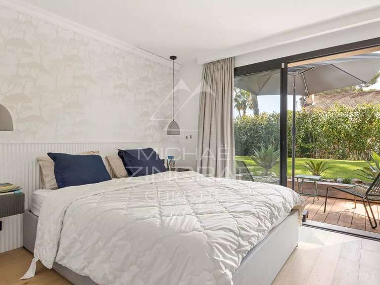 Maison Cap-d-antibes - 3 chambres - 122m²
