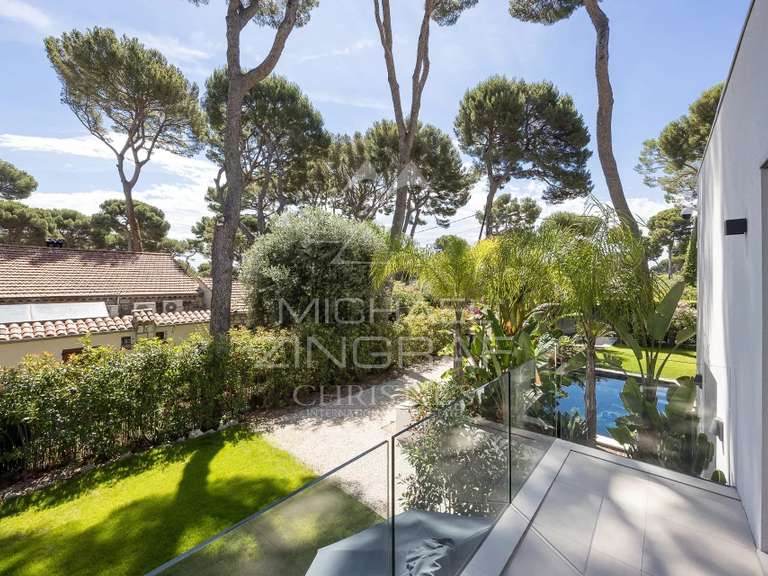 Maison Cap-d-antibes - 3 chambres - 122m²