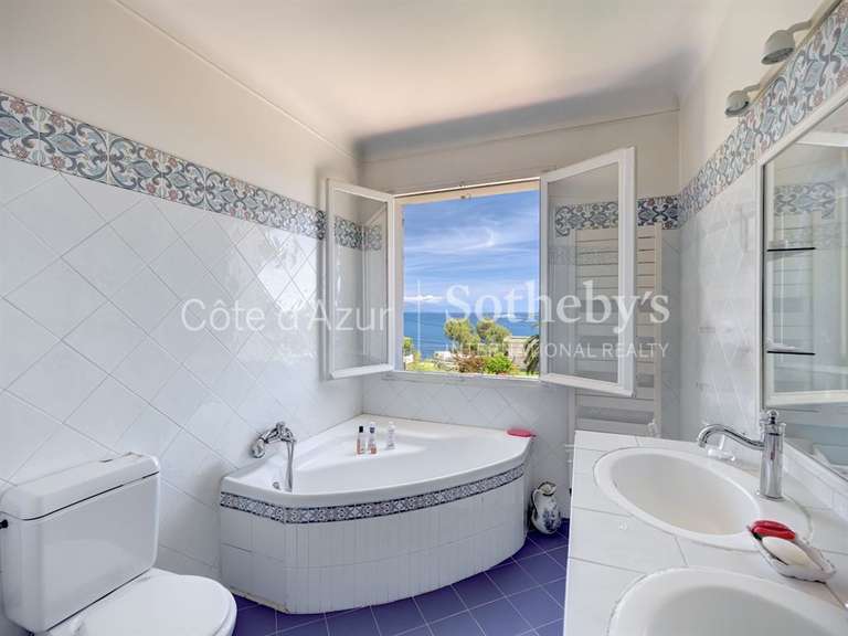 Maison avec Vue sur mer Cap-d-antibes - 6 chambres - 300m²