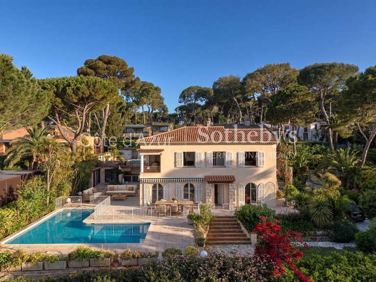 Maison avec Vue sur mer Cap-d-antibes - 6 chambres - 300m²