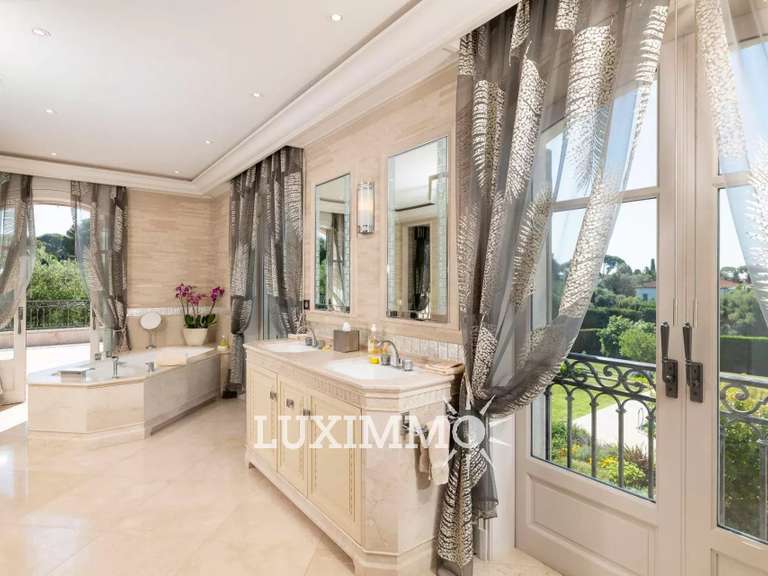 Propriété avec Vue sur mer Cap-d-antibes - 6 chambres - 630m²