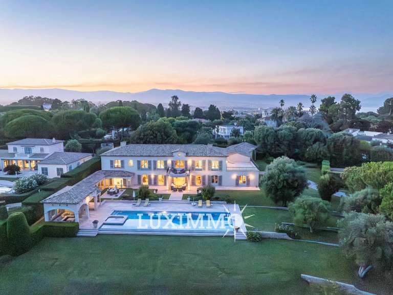 Propriété avec Vue sur mer Cap-d-antibes - 6 chambres - 630m²