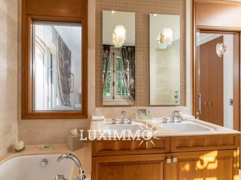 Propriété avec Vue sur mer Cap-d-antibes - 6 chambres - 630m²