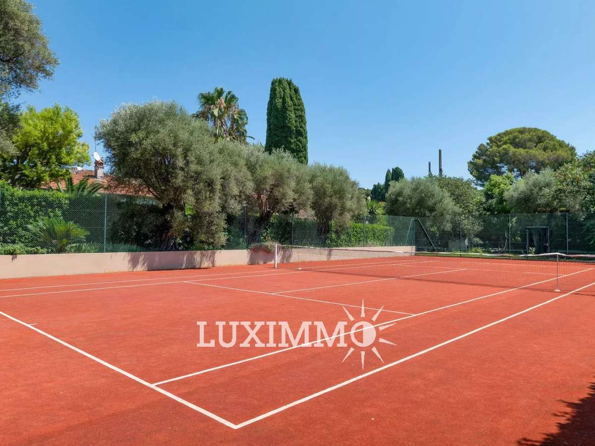 Propriété Cap-d-antibes