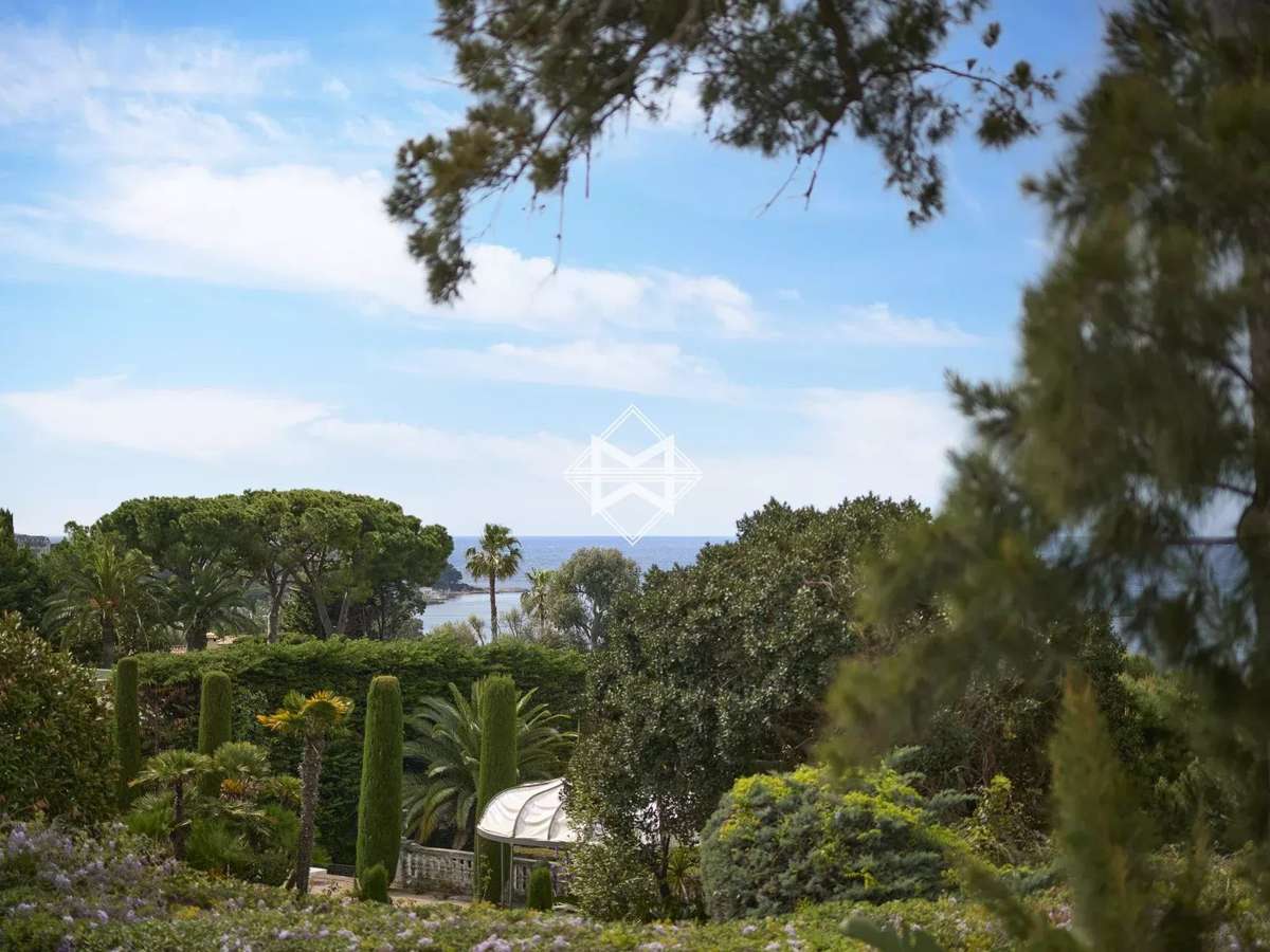 Propriété Cap-d-antibes