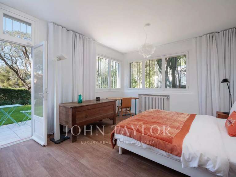 Propriété avec Vue sur mer Cap-d-antibes - 5 chambres - 245m²