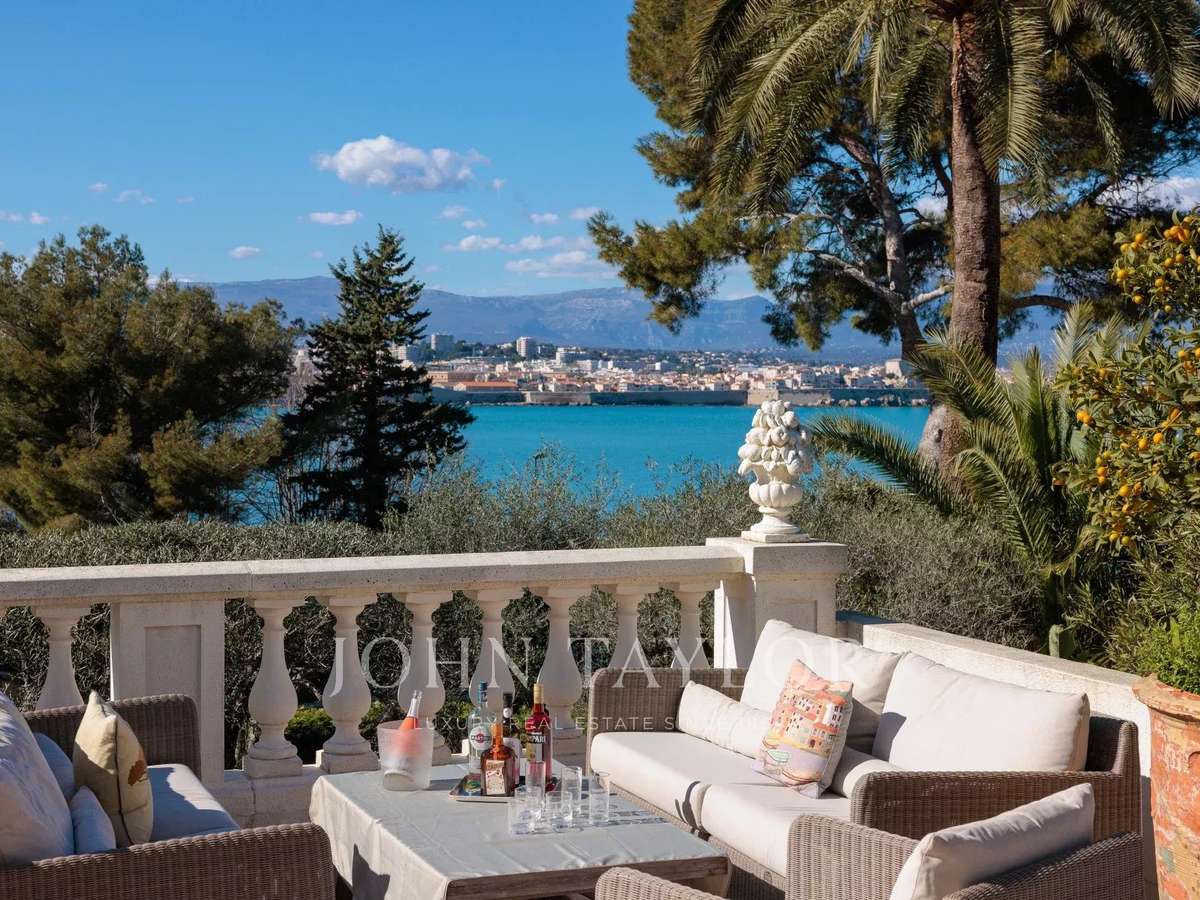 Propriété Cap-d-antibes