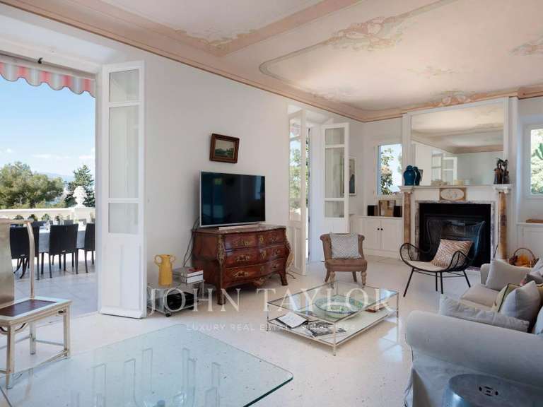 Propriété avec Vue sur mer Cap-d-antibes - 5 chambres - 245m²
