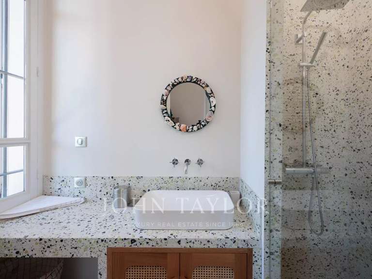 Propriété avec Vue sur mer Cap-d-antibes - 5 chambres - 245m²