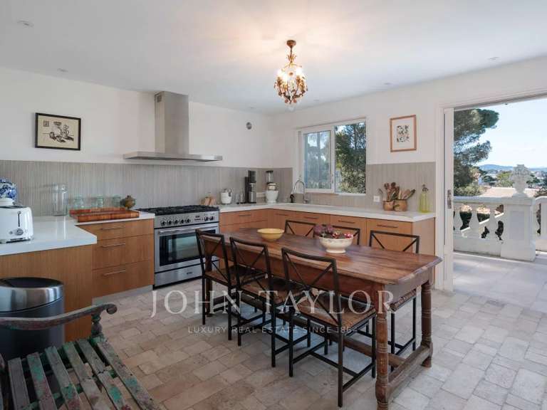 Propriété avec Vue sur mer Cap-d-antibes - 5 chambres - 245m²