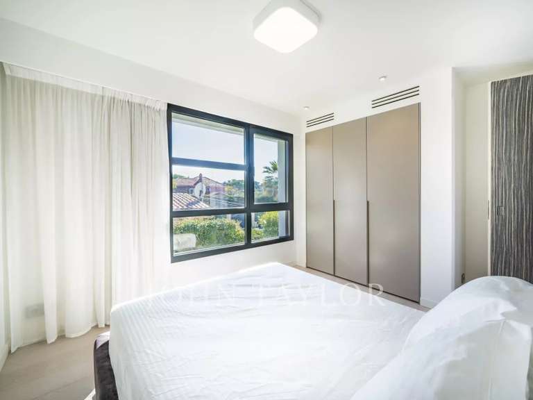Propriété avec Vue sur mer Cap-d-antibes - 5 chambres - 320m²
