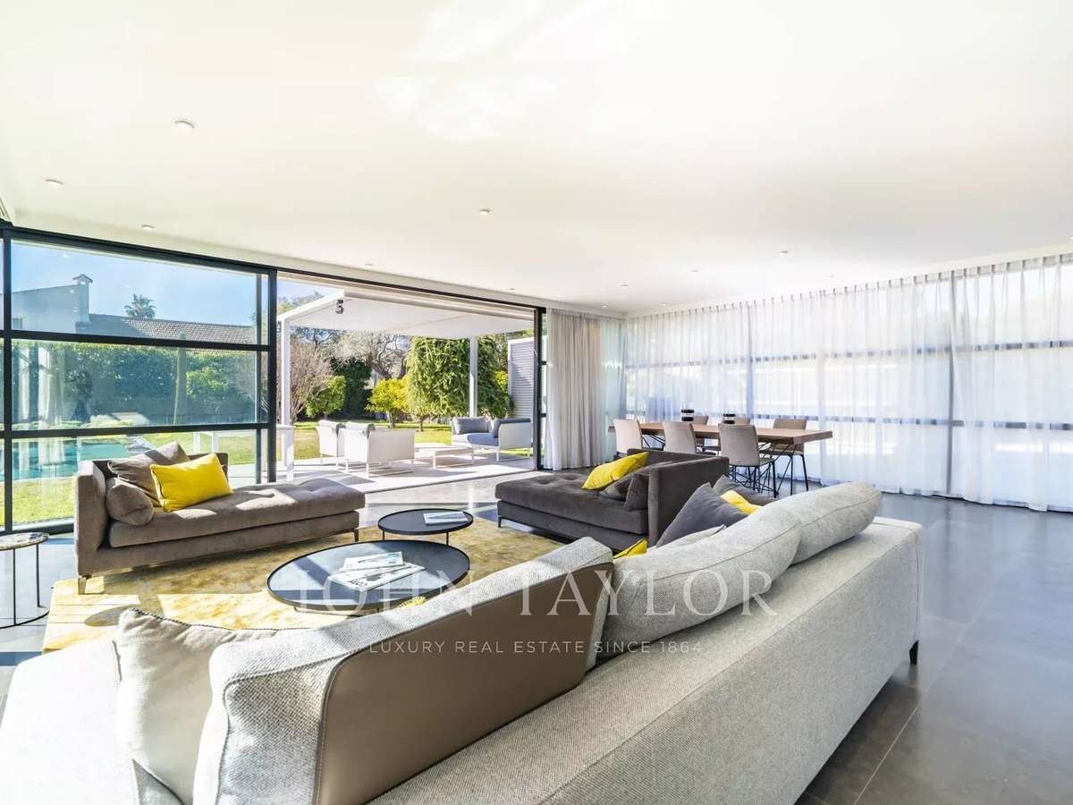 Propriété Cap-d-antibes