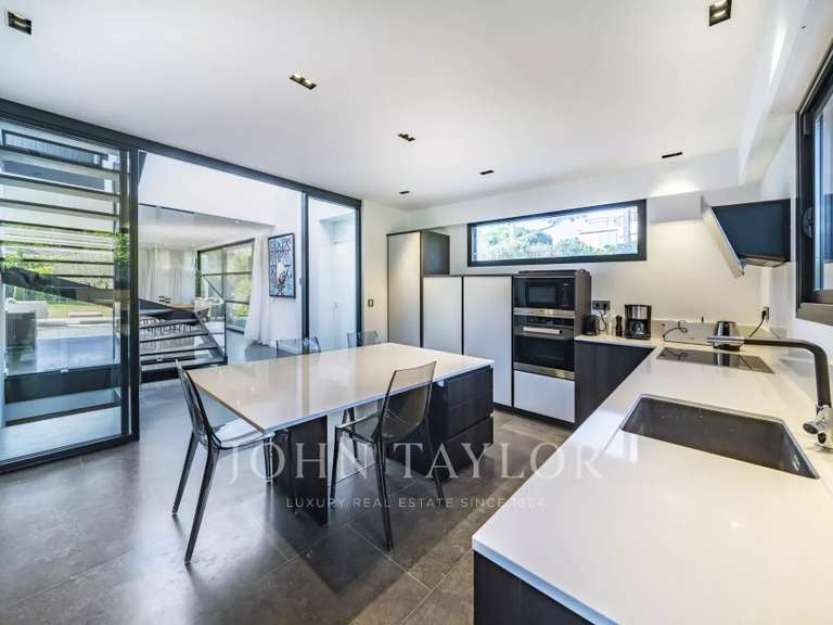 Propriété avec Vue sur mer Cap-d-antibes - 5 chambres - 320m²