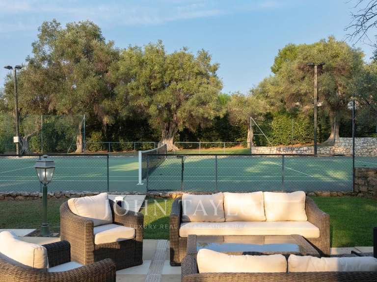 Propriété Cap-d-antibes - 10 chambres - 600m²