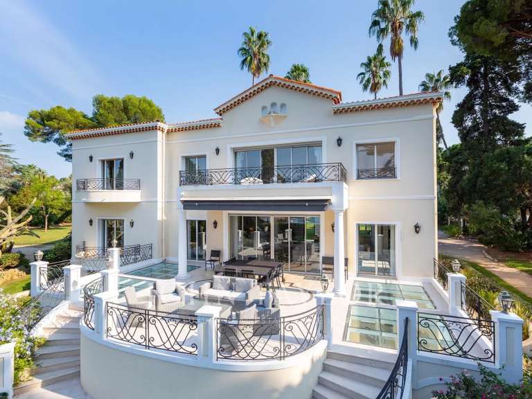 Propriété Cap-d-antibes - 10 chambres - 600m²