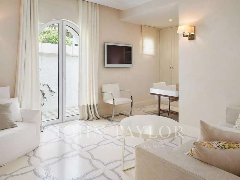 Propriété avec Vue sur mer Cap-d-antibes - 5 chambres - 408m²