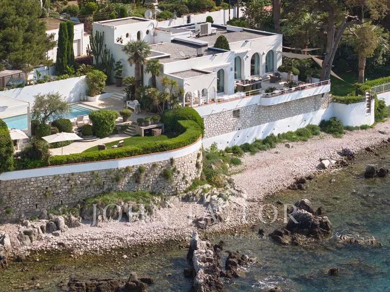 Propriété avec Vue sur mer Cap-d-antibes - 5 chambres - 408m²