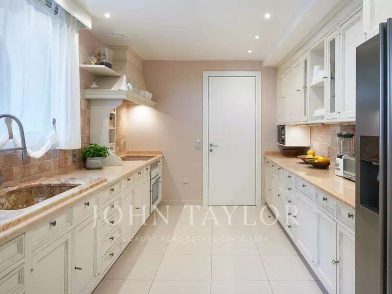 Propriété avec Vue sur mer Cap-d-antibes - 5 chambres - 408m²