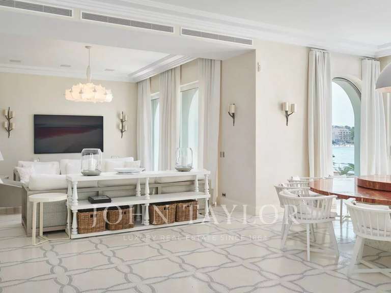 Propriété avec Vue sur mer Cap-d-antibes - 5 chambres - 408m²