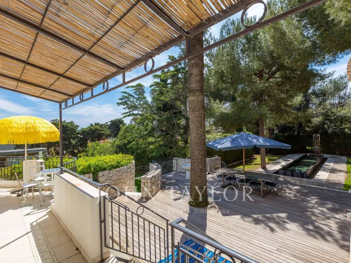 Propriété Cap-d-antibes