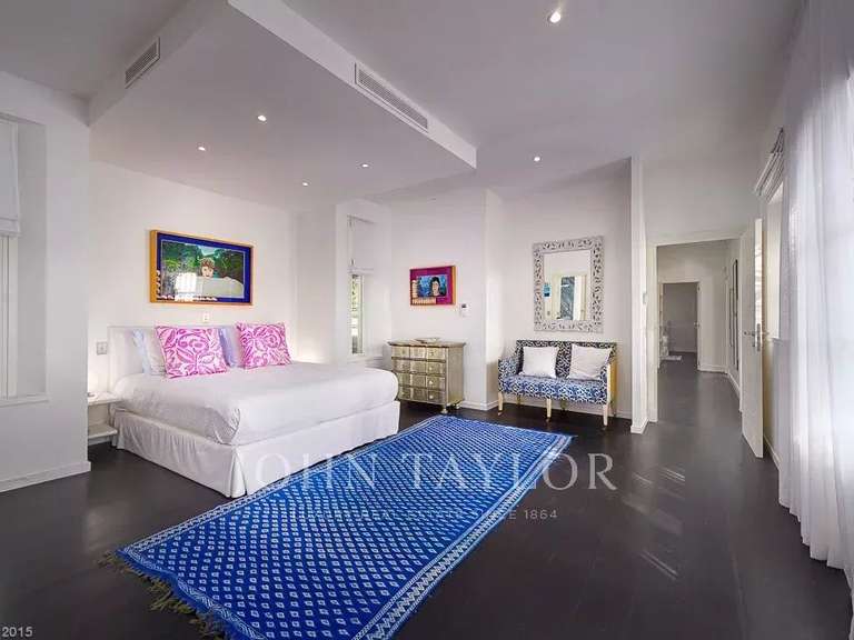 Propriété Cap-d-antibes - 6 chambres - 400m²