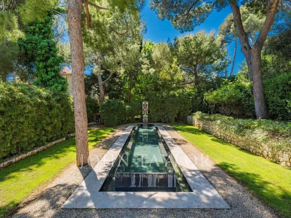 Propriété Cap-d-antibes