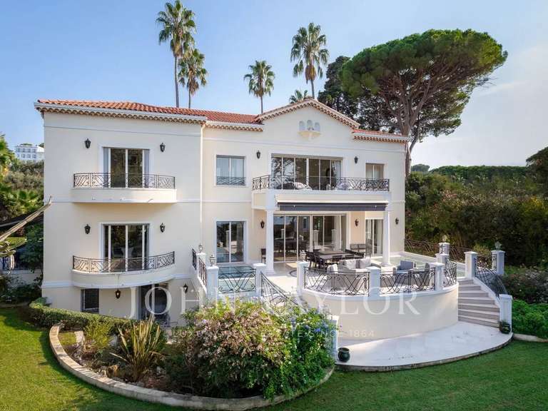 Propriété avec Vue sur mer Cap-d-antibes - 10 chambres - 667m²