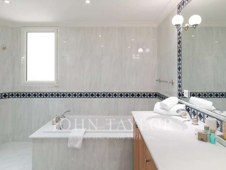 Propriété avec Vue sur mer Cap-d-antibes - 10 chambres - 667m²