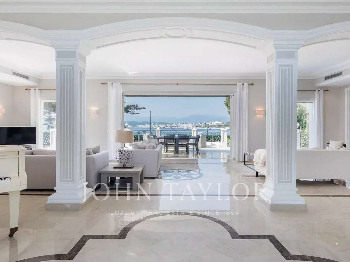 Propriété Cap-d-antibes