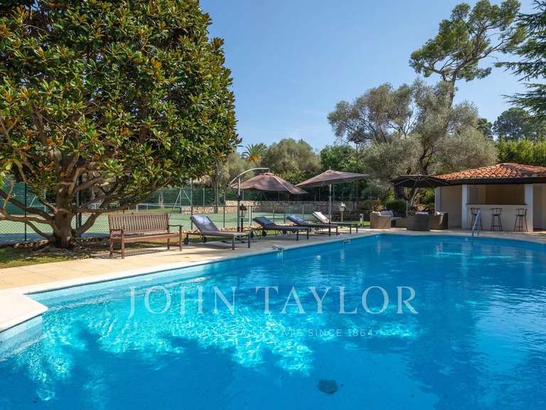 Propriété avec Vue sur mer Cap-d-antibes - 10 chambres - 667m²