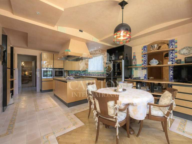 Propriété Cap-d-antibes - 555m²