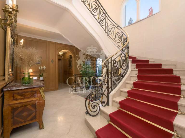 Propriété Cap-d-antibes - 555m²
