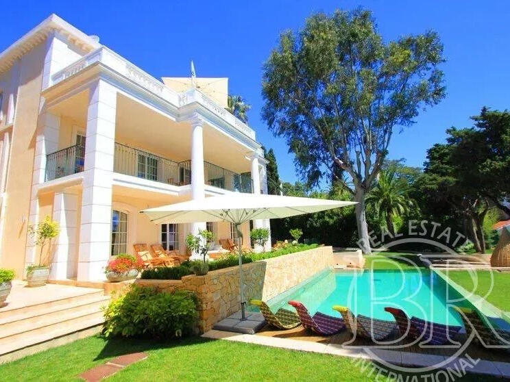 Sale Villa with Sea view cap-d-antibes