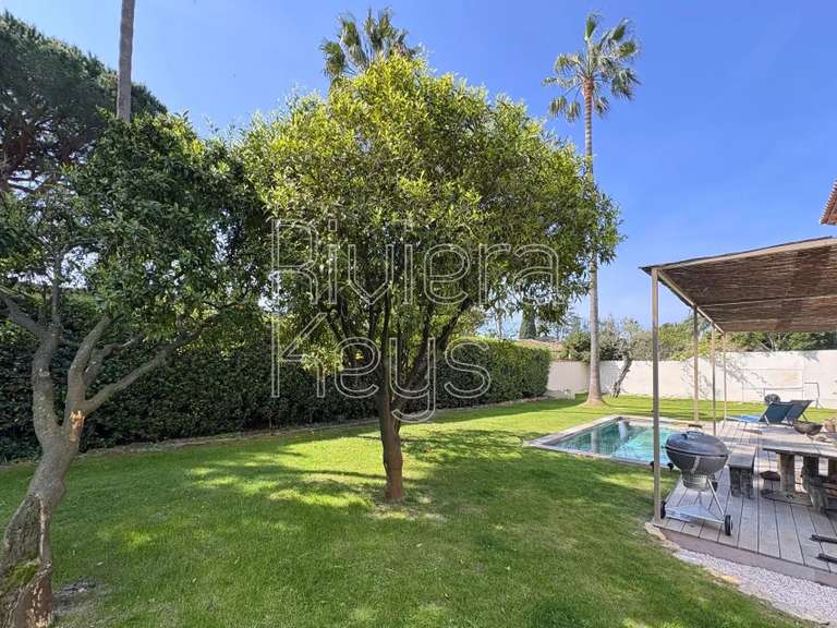 Villa Cap-d-antibes - 3 chambres - 164m²