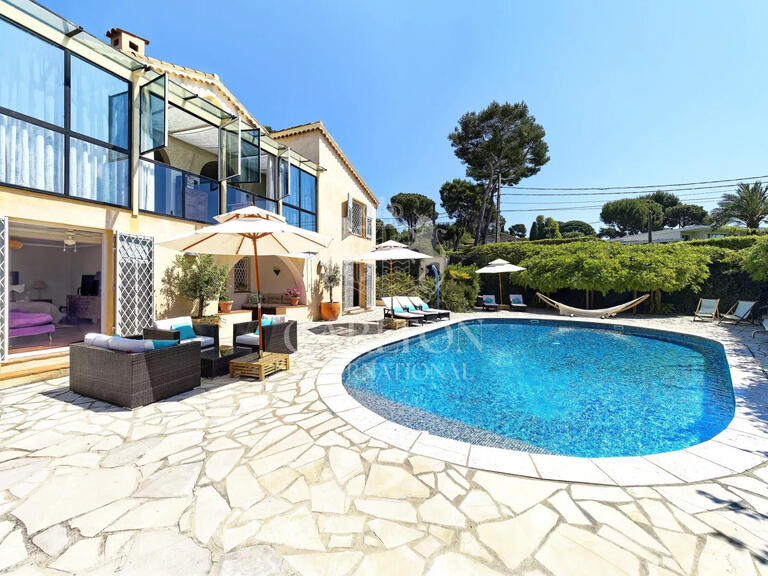 Villa Cap-d-antibes - 5 chambres - 280m²