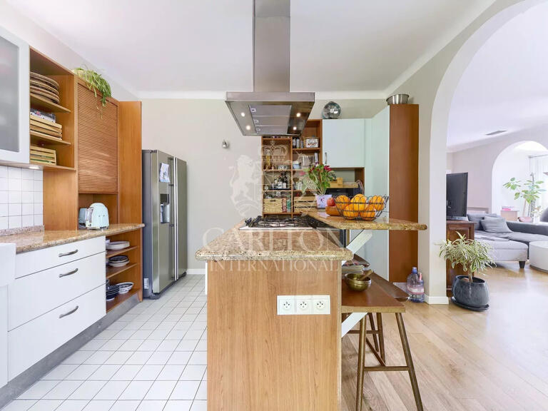 Villa Cap-d-antibes - 5 chambres - 280m²