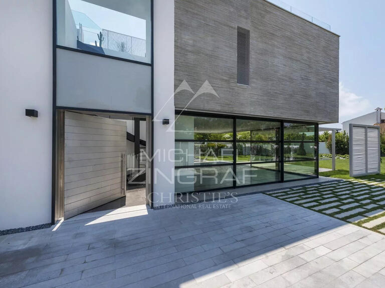 Villa Cap-d-antibes - 5 chambres - 318m²